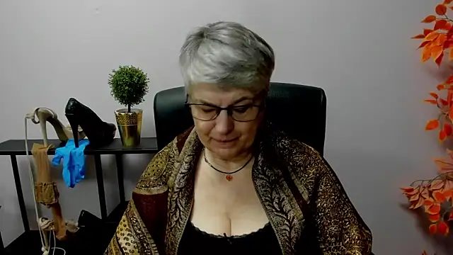 IrisDream online show from 26, 2, 2025