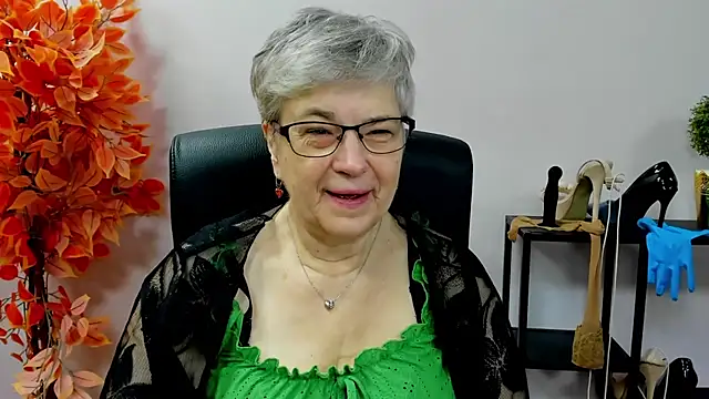 IrisDream online show from 4, 11, 2025