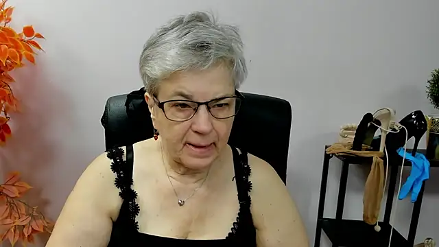 IrisDream online show from 8, 10, 2025