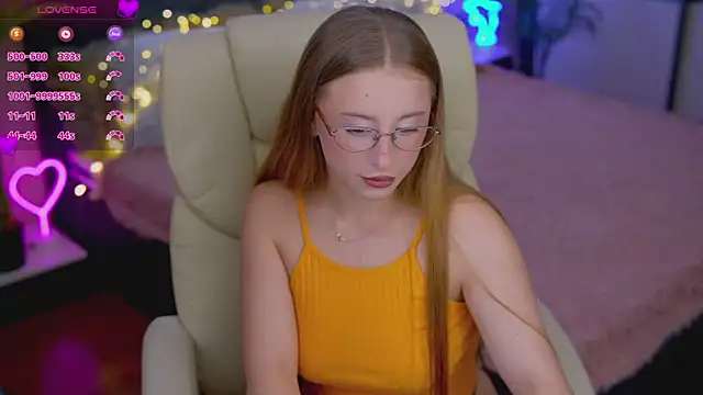 SilverrMoon online show from 3, 11, 2025