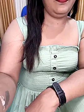 Cute-Raashii online show from 21, 11, 2025