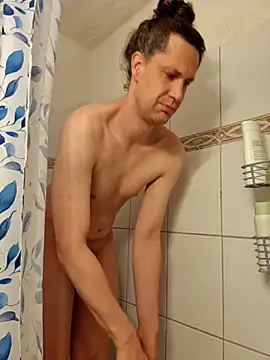 Snapshot of Josephine_LIVE chatting on 20, 10, 2025 Josephine LIVE online show from 20, 10, 2025