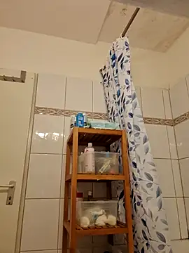 Snapshot of Josephine_LIVE chatting on 11, 11, 2025 Josephine LIVE online show from 11, 11, 2025