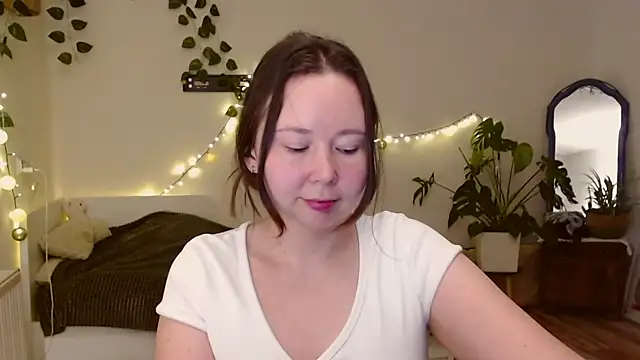 nextdoorbabygirl online show from 12, 10, 2025