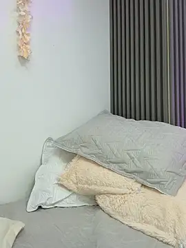 iiris  online show from 13, 11, 2025