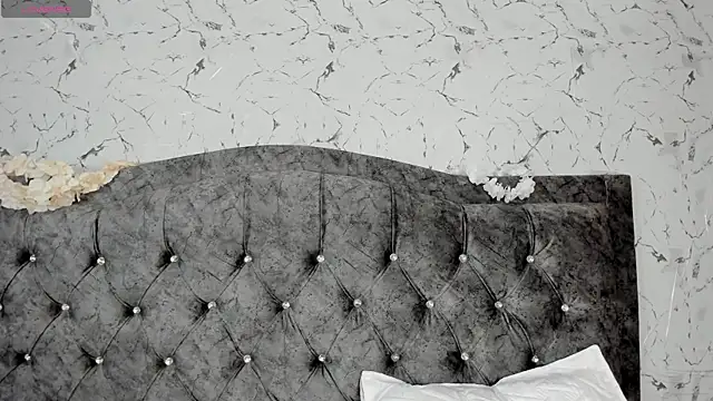 iiris  online show from 20, 9, 2025