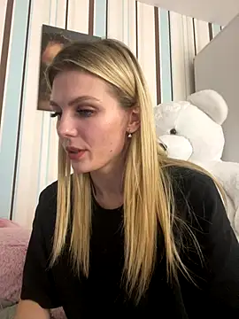 Snapshot of Liya_my chatting on 15, 12, 2025 Liya my online show from 15, 12, 2025