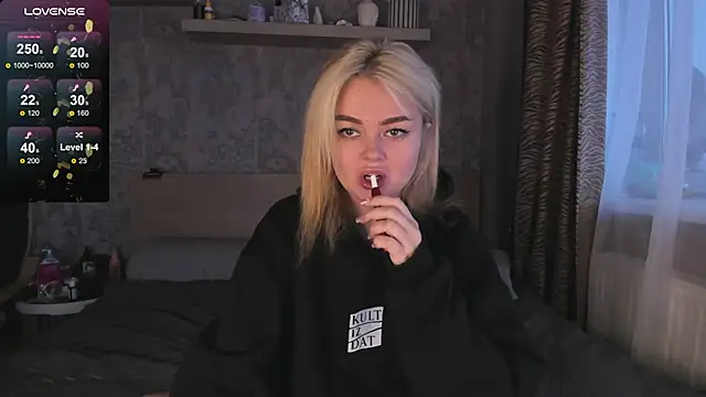 purebeautie13 online show from 29, 1, 2025