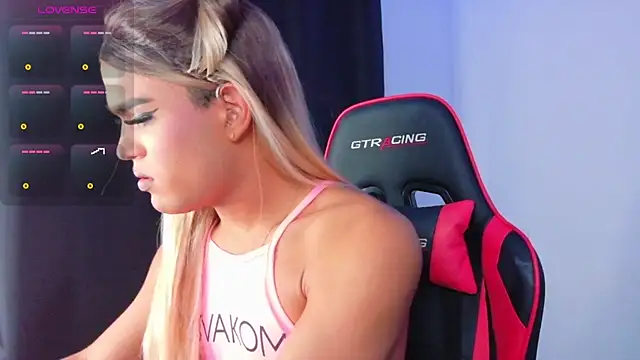 AllisonsweetZ online show from 8, 11, 2025