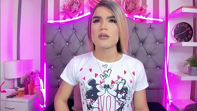 AllisonsweetZ online show from 18, 3, 2025