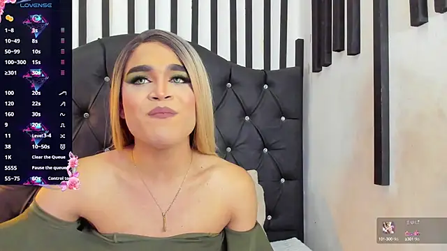 AllisonsweetZ online show from 8, 3, 2025