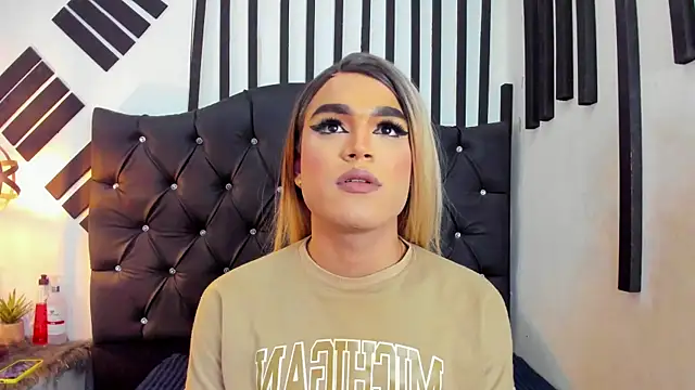 AllisonsweetZ online show from 3, 3, 2025