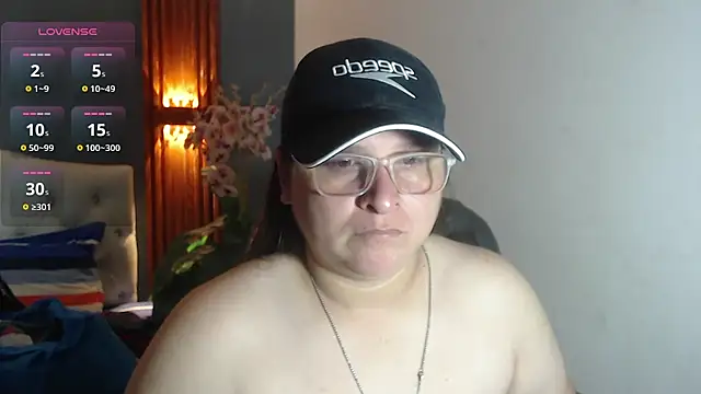 Snapshot of katty_femdom chatting on 14, 6, 2026 katty femdom online show from 14, 6, 2026