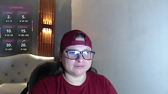 Snapshot of katty_femdom chatting on 13, 11, 2025 katty femdom online show from 13, 11, 2025