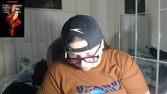 Snapshot of katty_femdom chatting on 14, 9, 2025 katty femdom online show from 14, 9, 2025