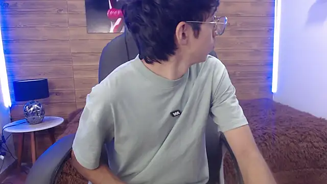 jhoellx online show from 7, 3, 2025