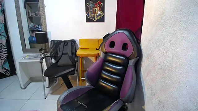 diabla sexyboobs online show from 19, 12, 2025