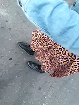 sophie banger online show from 30, 10, 2025