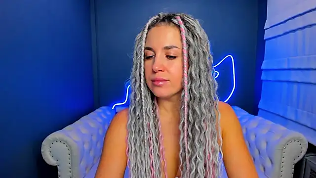 rock n roxy online show from 9, 10, 2025