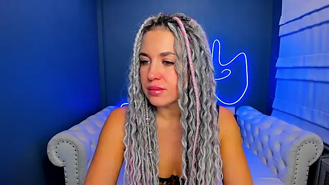 rock n roxy online show from 6, 10, 2025