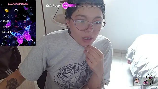 TRIXIE TANG28 online show from 9, 10, 2025