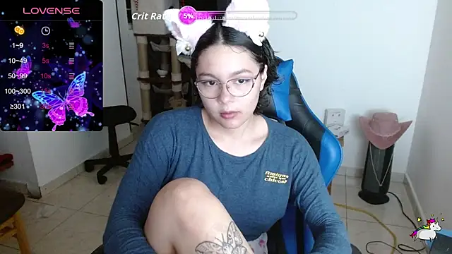 TRIXIE TANG28 online show from 13, 2, 2026