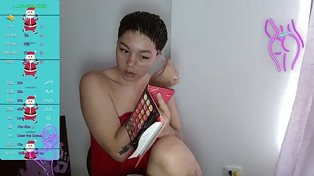 TRIXIE TANG28 online show from 28, 1, 2025