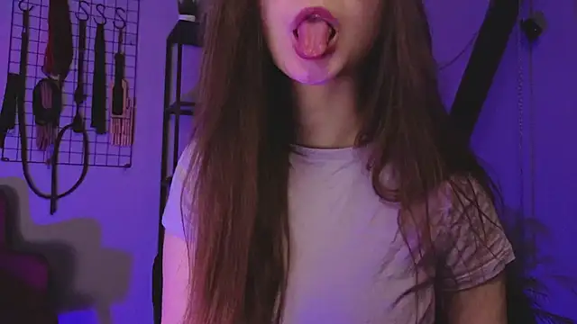 Snapshot of CassieCool chatting on 19, 10, 2025 CassieCool online show from 19, 10, 2025