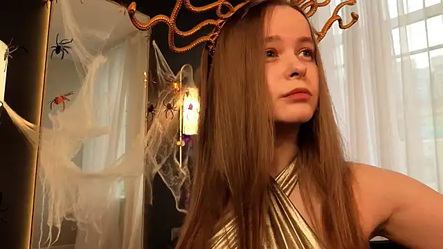 Snapshot of CassieCool chatting on 31, 10, 2025 CassieCool online show from 31, 10, 2025