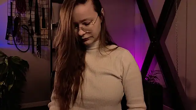 Snapshot of CassieCool chatting on 27, 11, 2025 CassieCool online show from 27, 11, 2025