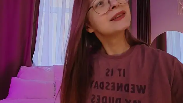 Snapshot of CassieCool chatting on 15, 10, 2025 CassieCool online show from 15, 10, 2025