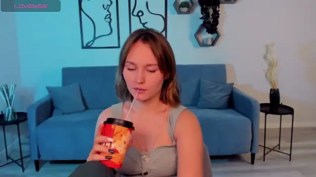 BritnieCute online show from 6, 11, 2025