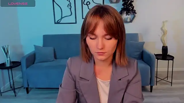 BritnieCute online show from 22, 10, 2025