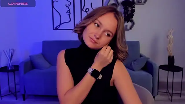 BritnieCute online show from 7, 10, 2025