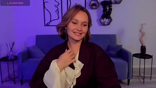 BritnieCute online show from 29, 9, 2025