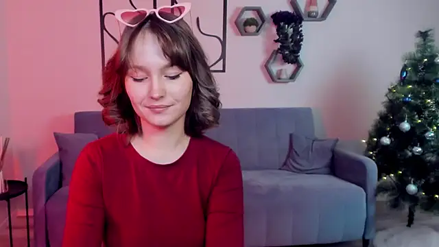 BritnieCute online show from 12, 1, 2026