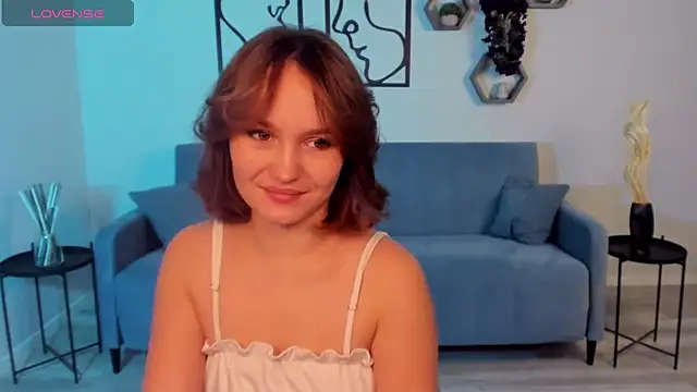 BritnieCute online show from 23, 11, 2025