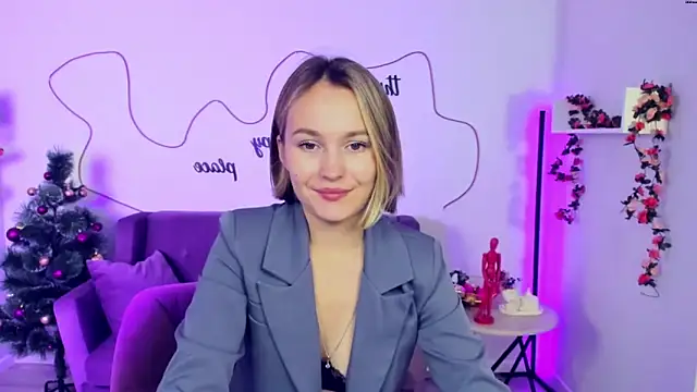 BritnieCute online show from 26, 12, 2024