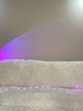 cutte dora online show from 15, 2, 2026