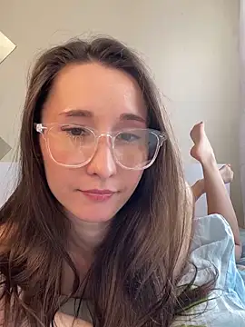 cutte dora online show from 17, 3, 2025