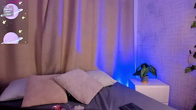 ZoeHarris online show from 12, 3, 2026