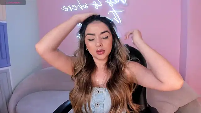 ChloePreston  online show from 14, 3, 2025