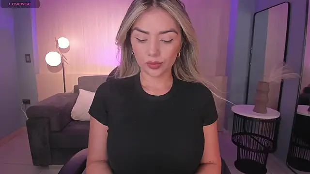 ChloePreston  online show from 7, 4, 2026