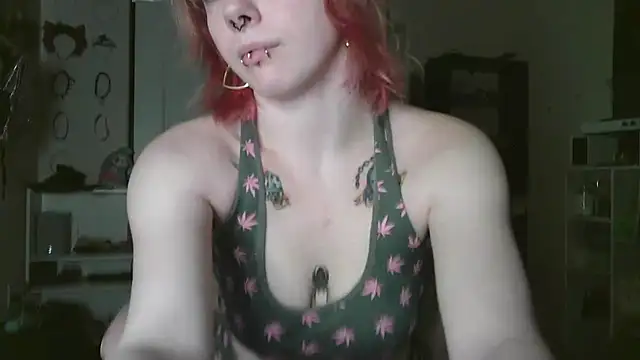 GoddessPinxx online show from 18, 5, 2026