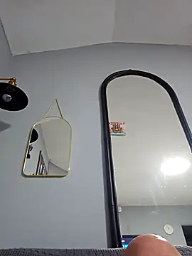 dickinyouto online show from 24, 10, 2025