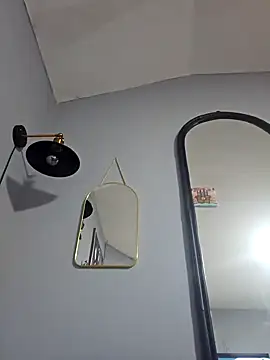 dickinyouto online show from 26, 10, 2025