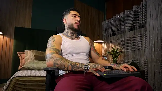 LeoSalvatore  online show from 23, 3, 2025