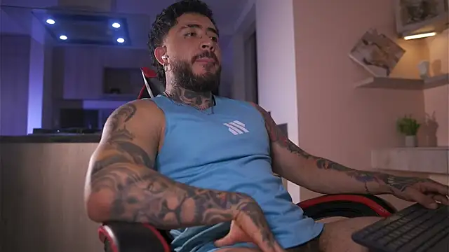 LeoSalvatore  online show from 27, 10, 2025