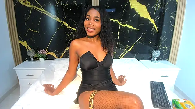 CarlieLyn online show from 17, 12, 2025