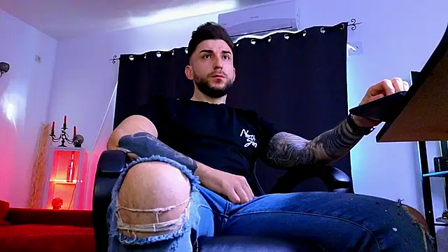 MightyAaron66 online show from 8, 4, 2026